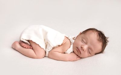 Why Newborn Photography Matters: 5 Reasons to Capture the First Weeks